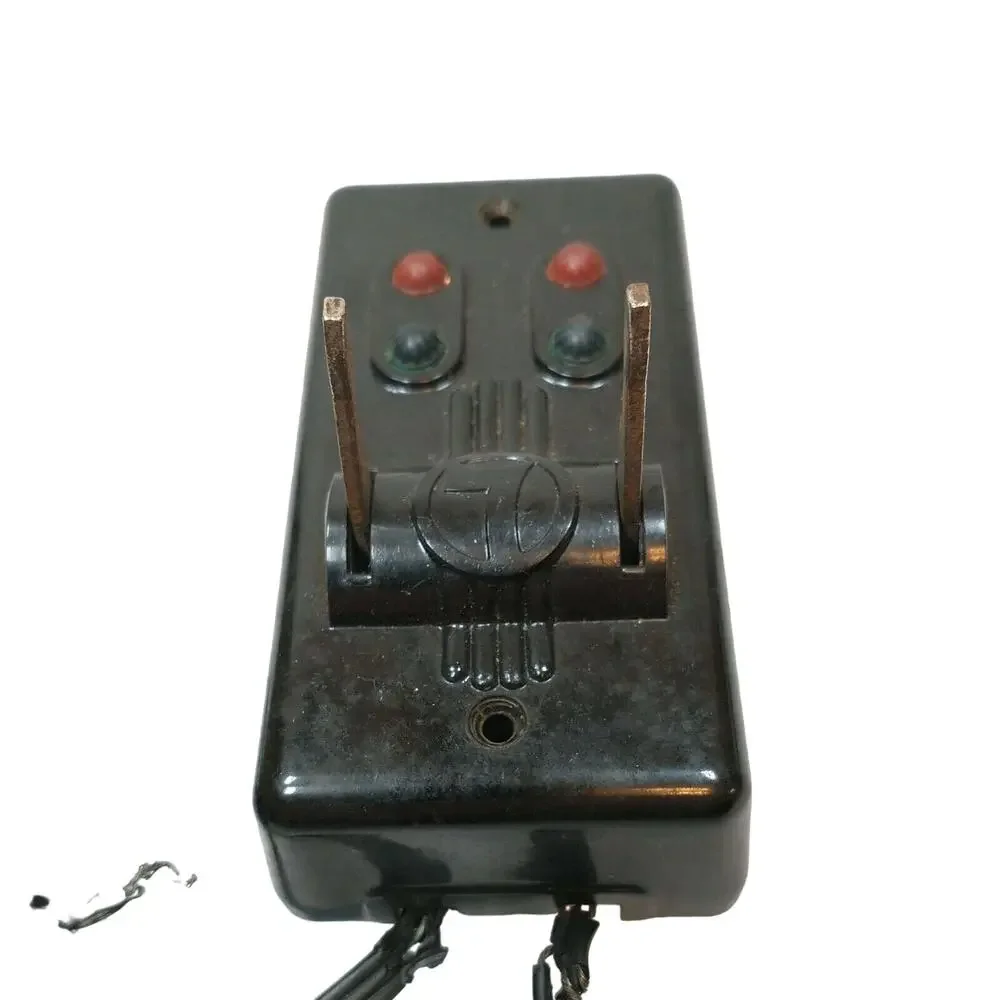 Lionel 1121-100CX Switch Controller Needs Rewiring For Parts or Repair